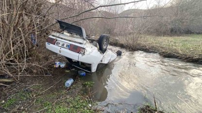 Otomobil dere yatağına uçtu, sürücü yaralandı
