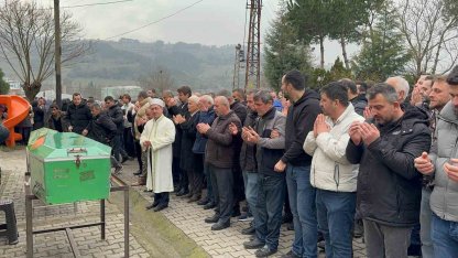 Otomobilin tıra ok gibi saplandığı kaza güvenlik kamerasında