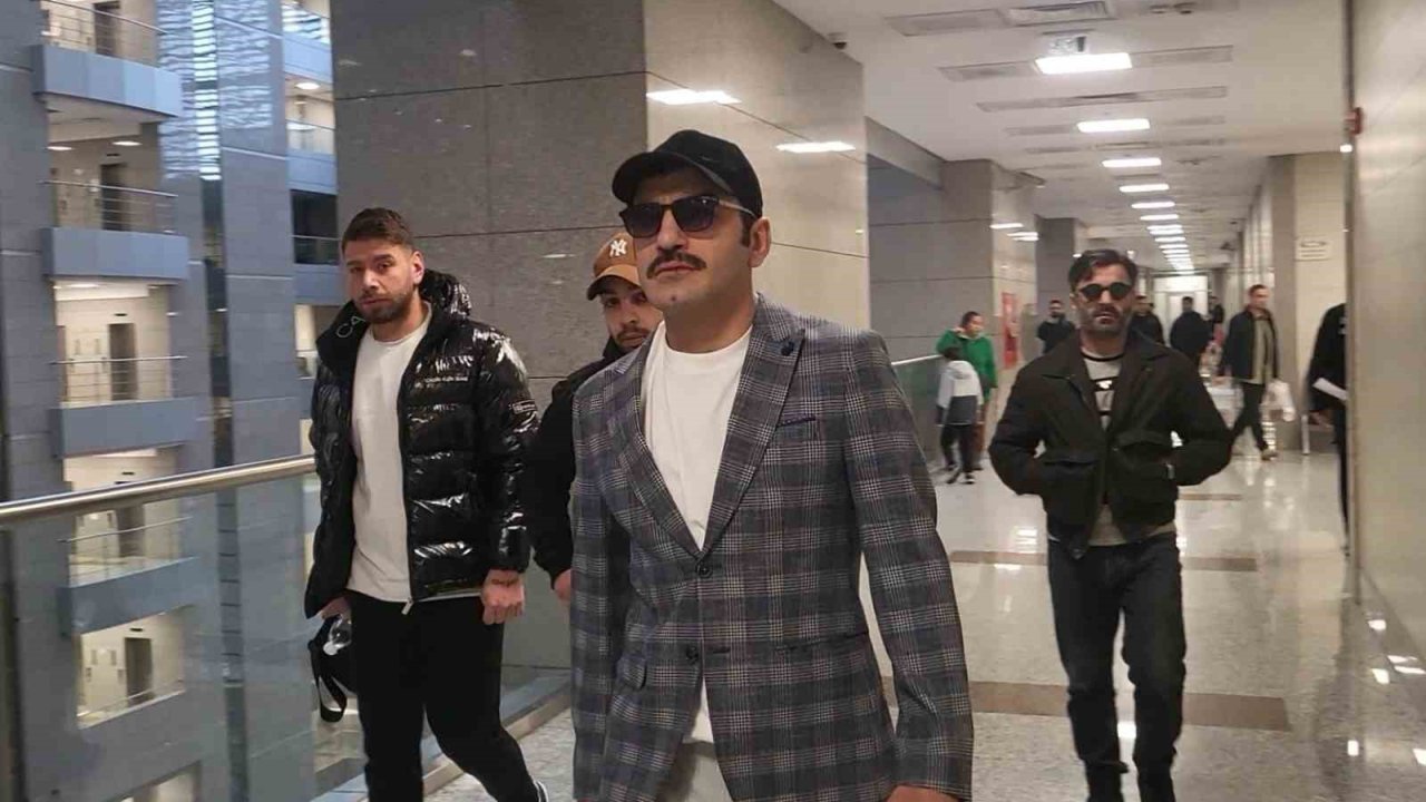 Oyuncu Ufuk Bayraktar hakim karşısında: "Ben sadece Beyoğlu’ndaki gençlere yardımcı olmaya çalışırım"