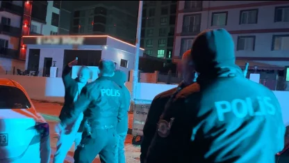 Polise yakalanan alkollü sürücüden muhabire tepki: "O telefonu kırarım"