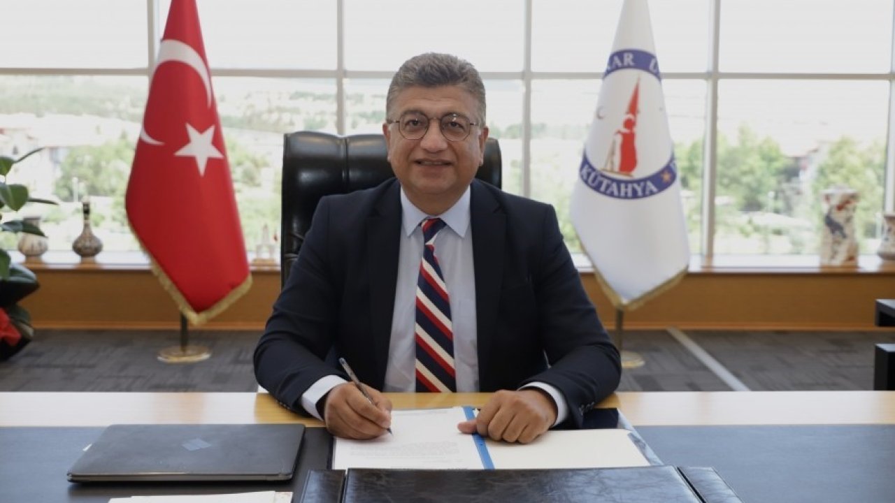 Rektör Prof. Dr. Süleyman Kızıltoprak: "Türk bayrağı özgürlük destanıdır"