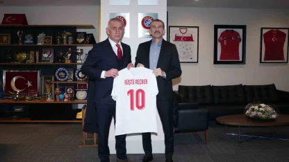 Rüştü Reçber, TFF Başkanı Hacıosmanoğlu ile görüştü