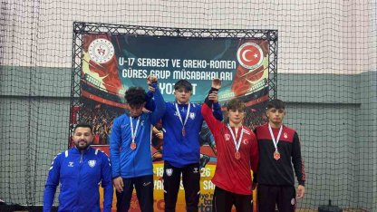 Şahinbey Belediye Spor, U17 güreşte grup şampiyonu