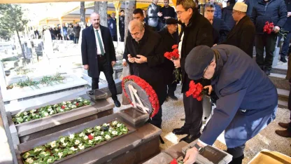 SANKO’nun kurucusu Sani Konukoğlu, mezarı başında anıldı