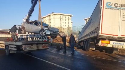 Şanlıurfa’da buzlanma nedeniyle zincirleme kaza: 2 ölü