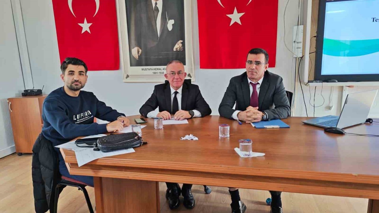 Sarıgöl’de okul müdürleri ikinci dönem hazırlıklarını değerlendirdi