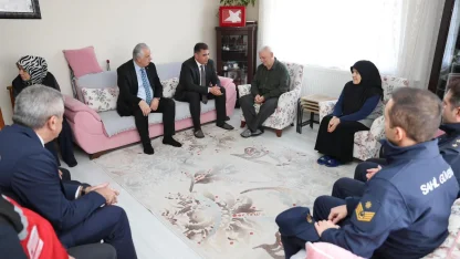 Şehit ailesine veda ziyareti