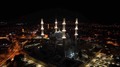 Selimiye Camii’nin ışıkları yıllar sonra yeniden yandı