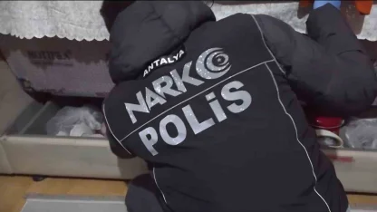 Serik’te uyuşturucu operasyonu: 25 gözaltı