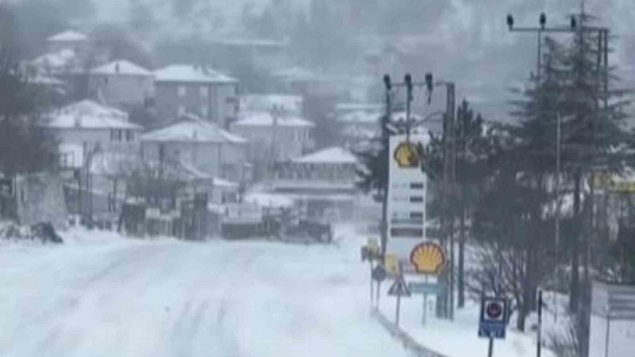Sertavul Geçidi’nde ulaşım kontrollü sağlanıyor