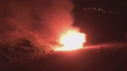 Seyir halindeki otomobil alevlere teslim oldu