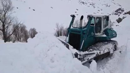 Şırnak’ta kar kalınlığı 2 metreyi aştı, ekipler vardiyalı sistemle çalışıyor
