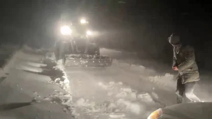 Sivas’ta kar ve tipi ulaşımda aksamalara neden oldu