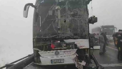 Sivas’ta sis zincirleme kazaya neden oldu: 7 yaralı