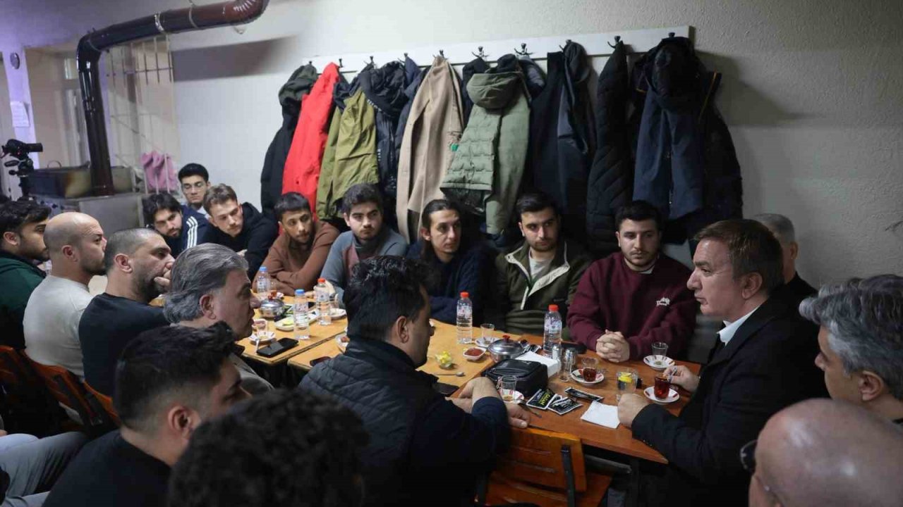 Sobada kaşarlı patates etrafında buluşma