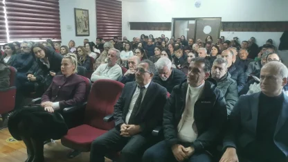 Söke’de öğretmenlere güncellenen ders kitapları semineri verildi