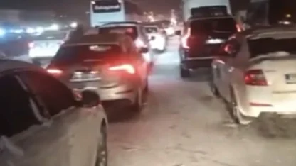 TAG Otoyolu Gaziantep kesiminde kar esareti: Çok sayıda araç mahsur kaldı