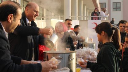 Tarsus’ta öğrencilerle ’Devletin eli sofranın bereketi’ buluşması