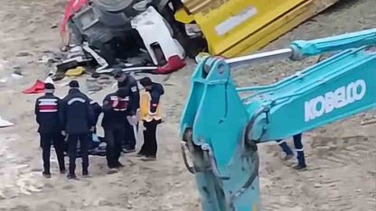 Taş ocağında uçuruma yuvarlanan kamyonun sürücüsü hayatını kaybetti