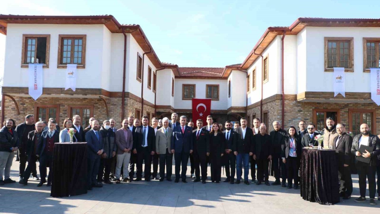 Teknopark İSTE Payas yerleşkesi teknoloji ve sanayi dünyasına kazandırıldı