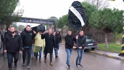 TORKU’ya siyah tabutlu eylem