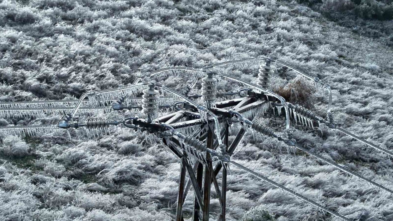 Toroslar EDAŞ’tan Hatay’da zorlu kış koşullarına karşı mücadele
