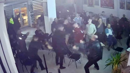 Trabzonspor taraftarlarının galibiyet sevinci kameraya yansıdı