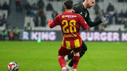 Trendyol Süper Lig: Beşiktaş: 0 - Kayserispor: 0 (İlk yarı)