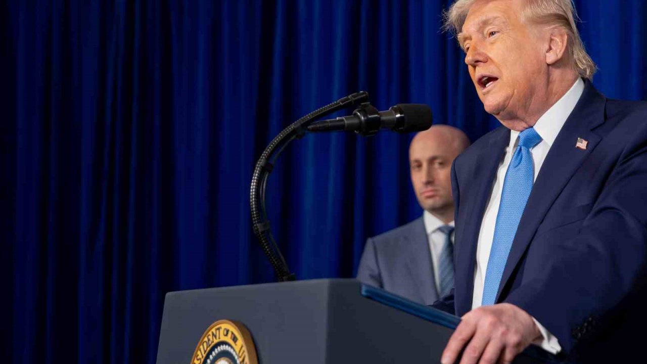 Trump: "Ara seçimleri kazanamazsak, görevden alınacağım"