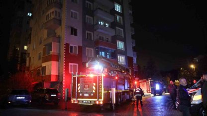 Tüpten tüpe gaz dolumu yaparken evi yaktı