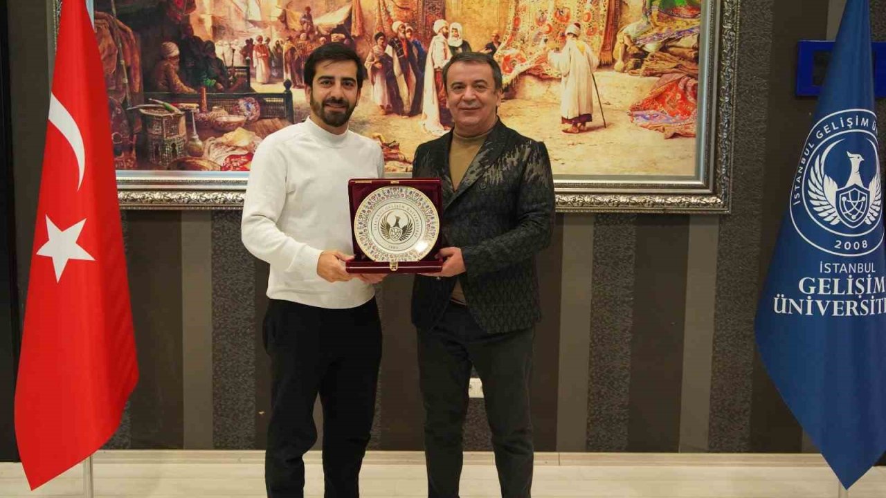 Türkiye’nin teknoloji vizyonu İGÜ’de buluştu