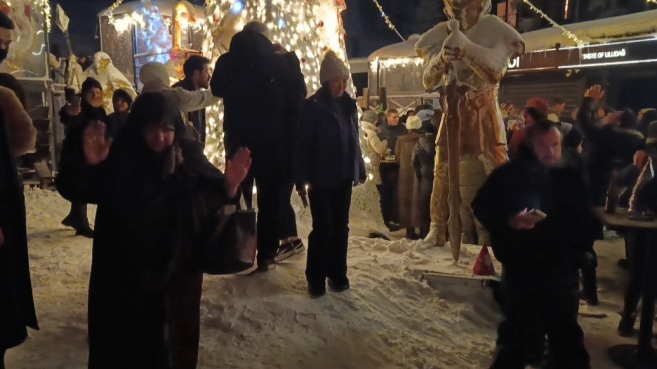 Uludağ’da yılbaşı kutlamasına damga vuran görüntü