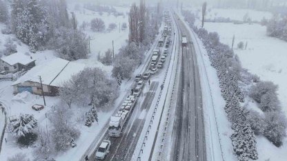 Uşak-Ankara karayolu 3 saat trafiğe kapandı