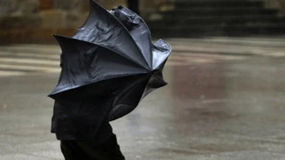 Uşak’ta kuvvetli rüzgar ve fırtına uyarısı