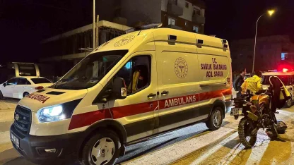 Uşak’ta motosikletin çarptığı yaya hayatını kaybetti: Kaza anı kamereda