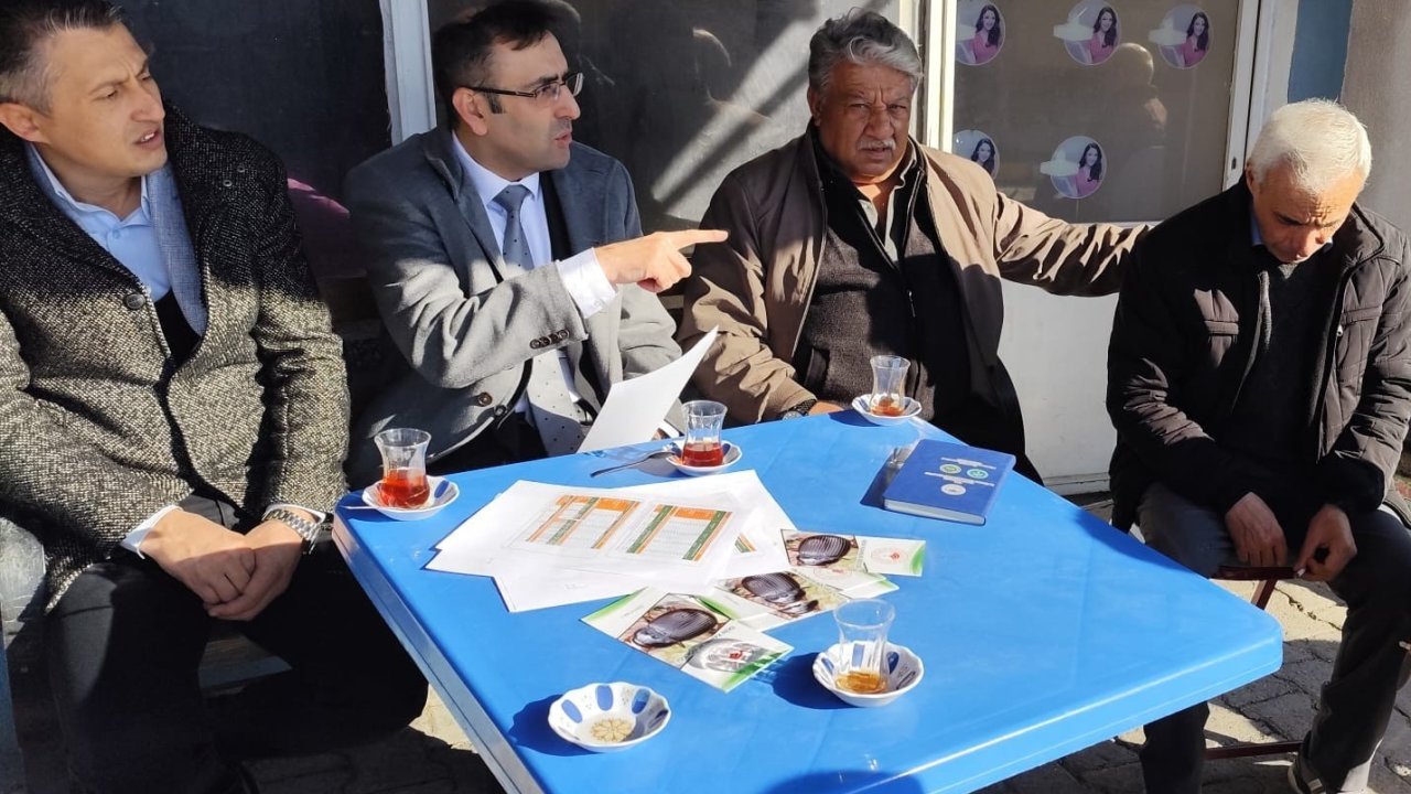 Uşak’ta tarım teşkilatı çiftçilerle bir araya geldi