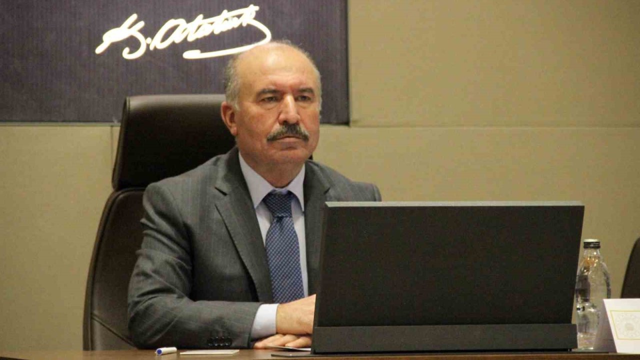 Vali Çalgan: "Ankara-Samsun Hızlı Demir Yolu Projesi’nin Delice-Çorum etabında yüzde 20 iş bitirme gerçekleşti"