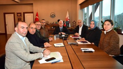 Vali Davut Gül başkanlığında Fatih’te kültürel mirasın korunması değerlendirme toplantısı düzenlendi