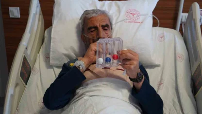 Van’da ileri düzey aort cerrahisiyle hasta hayata tutundu