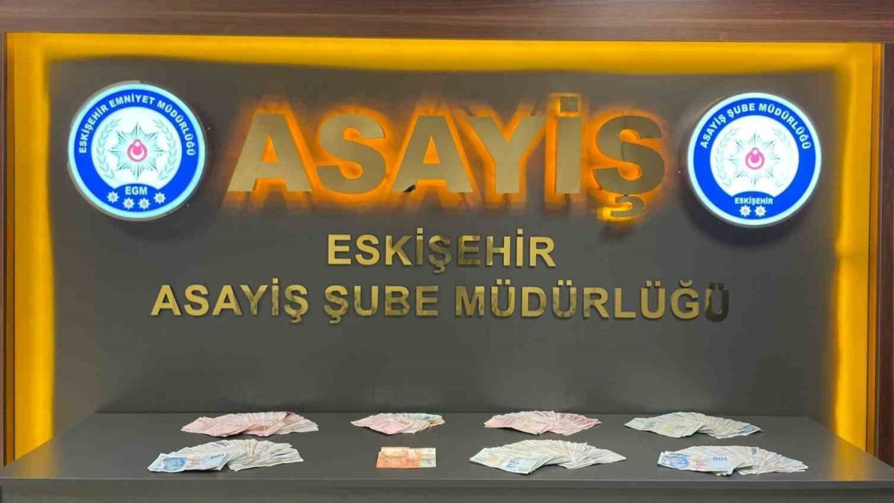 Vatandaşın 508 bin TL’lik ziynet eşyasını dolandıran şüpheli, Eskişehir girişinde yakalandı