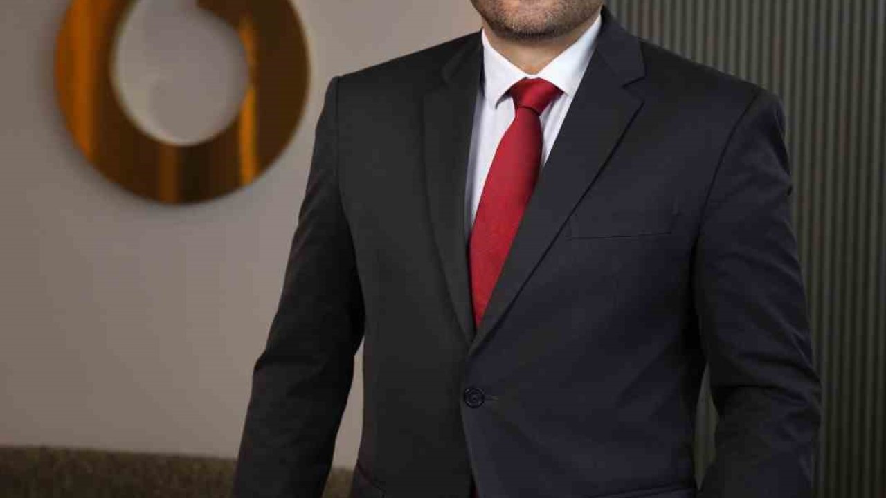 Vodafone’dan 5G yolunda fiber optik omurga şebeke operasyonlarında yapay zekalı yeni adım