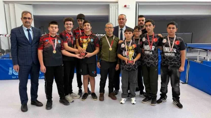 Yıldız Erkekler Masa Tenisi Müsabakaları tamamlandı