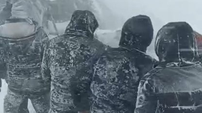 Yüksekova’da taziyeye gidenler fırtınaya yakalandı