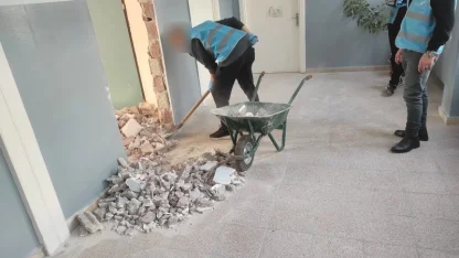 Yükümlüler, İsmet İnönü İlkokulu’nu temizledi