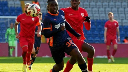 Ziraat Türkiye Kupası: RAMS Başakşehir: 1 - Boluspor: 1 (İlk yarı)