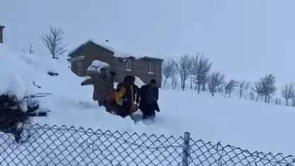 Zorlu kış şartlarında hasta kurtarma operasyonu