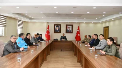 10. Çıldır Gölü Altın At Kristal Buz Festivali iptal edildi