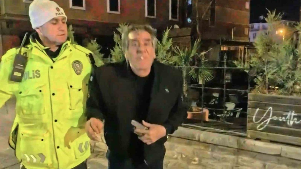 2.14 promil alkolle yakalandı: Gazeteciye el sallayıp yüzüne tükürdü