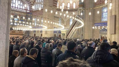 4 yıl aradan sonra Selimiye Camii’nde ilk cuma