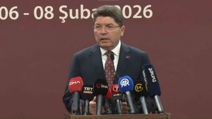 Adalet Bakanı Tunç: "Demokratik anayasa ile Türkiye Yüzyılı’na devam etmek yakışır"